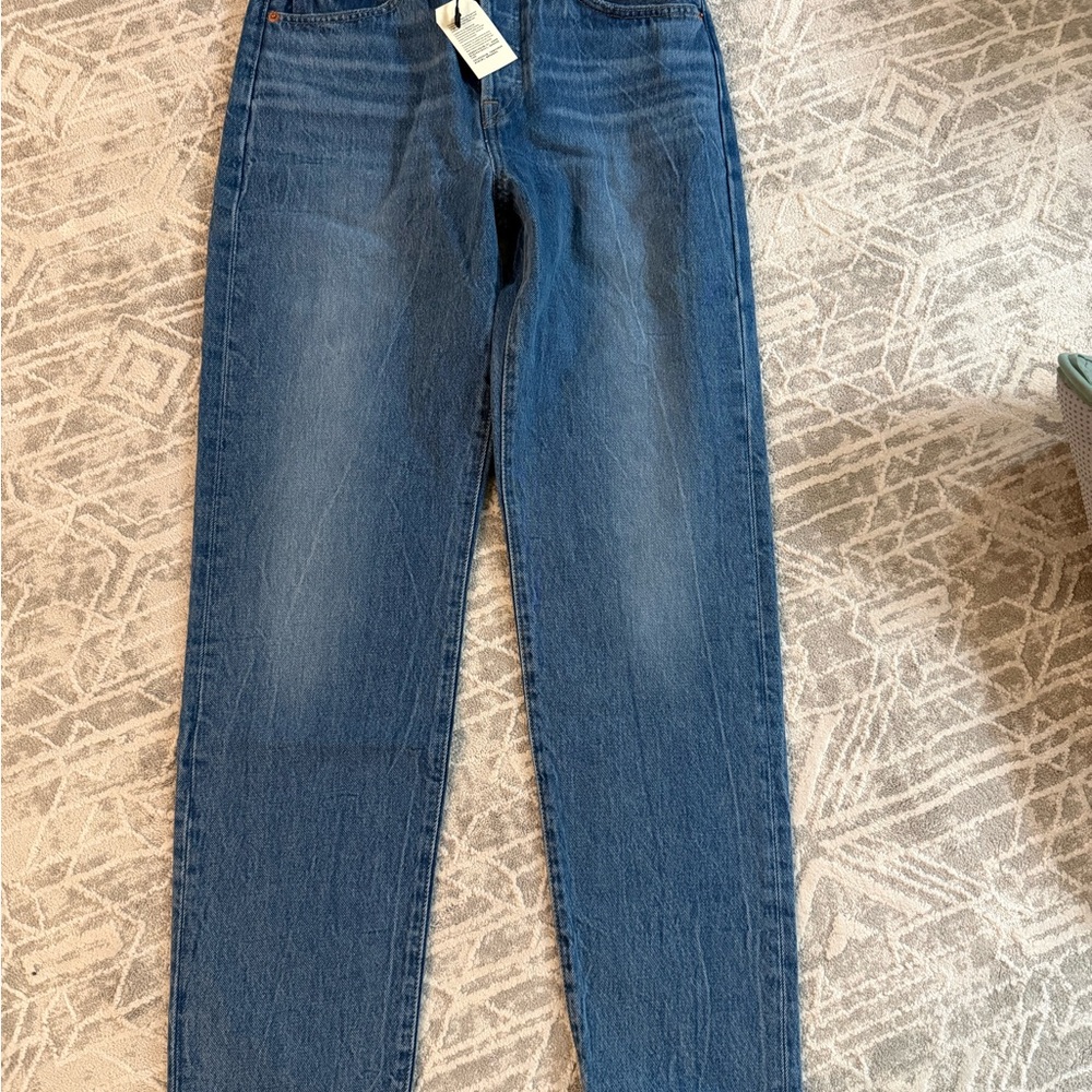 NWT Levi's Women's Jeans in Blue